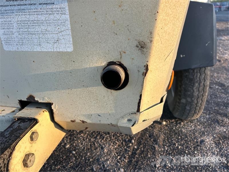 Ingersoll Rand 185 コンプレッサー