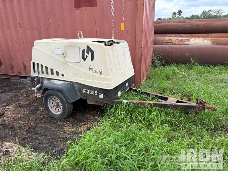 Ingersoll Rand 185 cfm Mobile 185 CFM Air Compressor Compressori