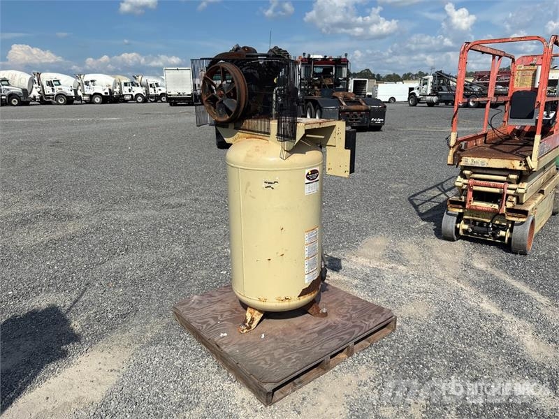 Ingersoll Rand 2475N7.5 Skid-Mounted Electric 80 gal Air Compress Kompresorji