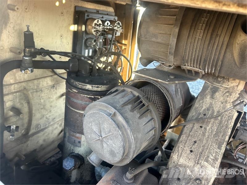 Ingersoll Rand P185 185 cfm Air Compressor Compressors