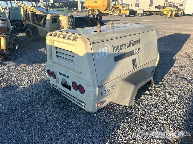 Ingersoll Rand P185 185 cfm Air Compressor Compressors