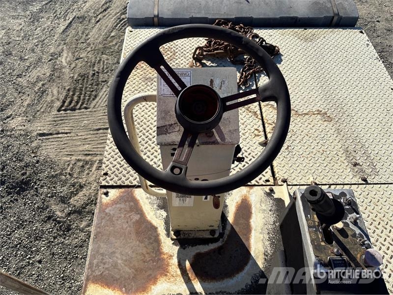 Ingersoll Rand PT125R 8 Wheel Pneumatic Roller Pneumatikové válce
