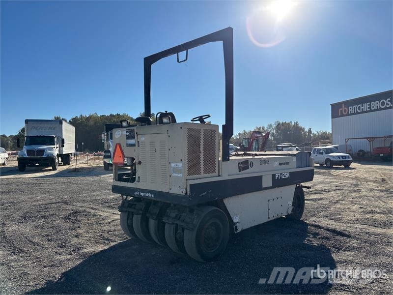 Ingersoll Rand PT125R 8 Wheel Pneumatic Roller Pneumatikové válce