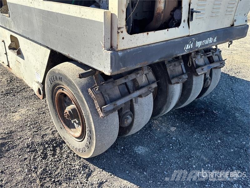 Ingersoll Rand PT125R 8 Wheel Pneumatic Roller Pneumatikové válce
