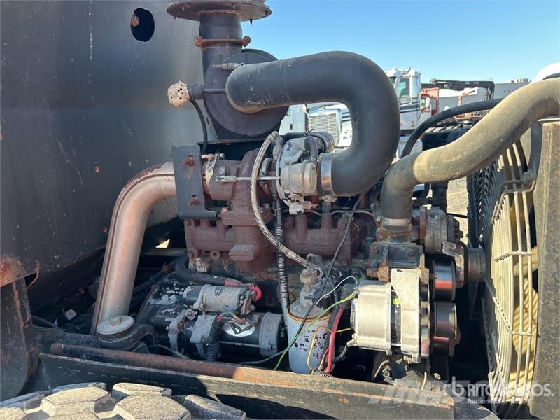 Ingersoll Rand SD-70D TF Smooth Drum Compactor Tahačové válce
