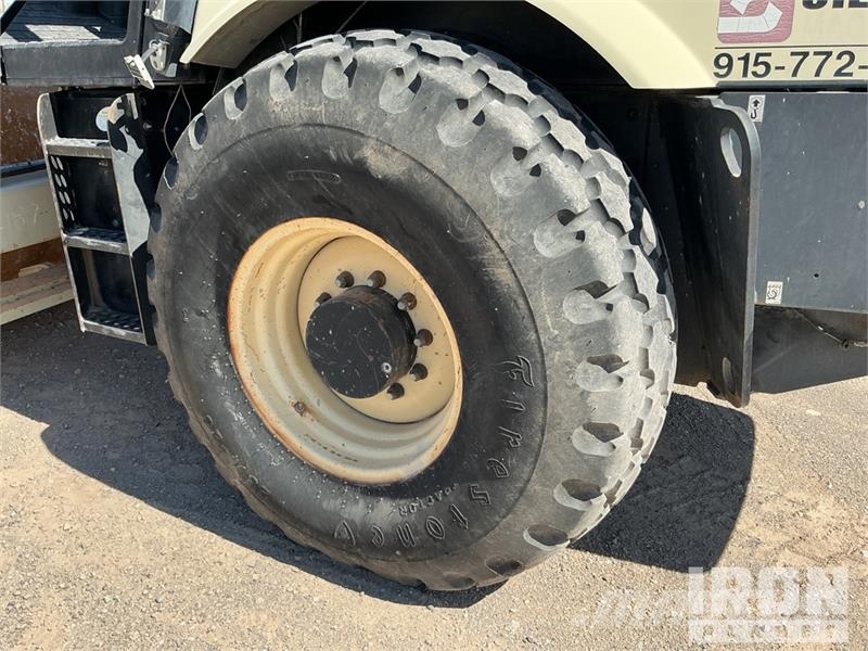 Ingersoll Rand SD116DX Smooth Drum Compactor 单轮压路机