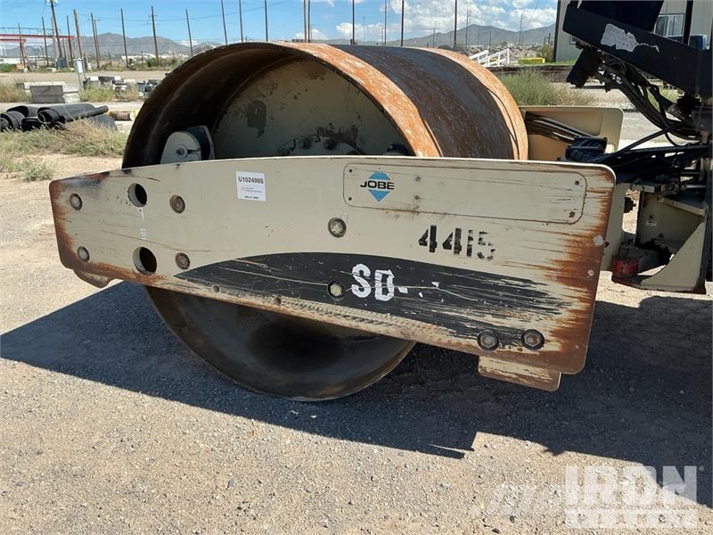 Ingersoll Rand SD116DX Smooth Drum Compactor 单轮压路机