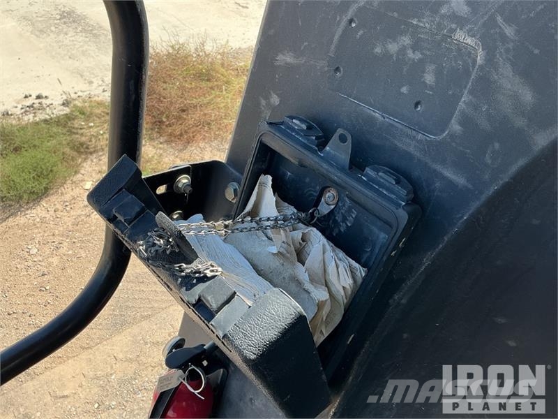 Ingersoll Rand SD116DX Smooth Drum Compactor 单轮压路机