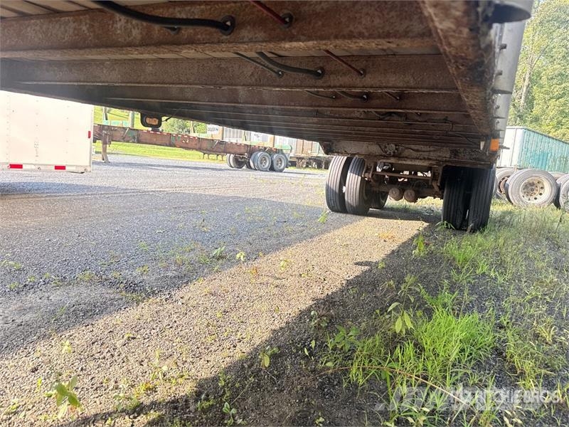 Innovative IWS-42 42 ft x 96 in T/A Chip Trailer Rimorchi per segatura e cippato