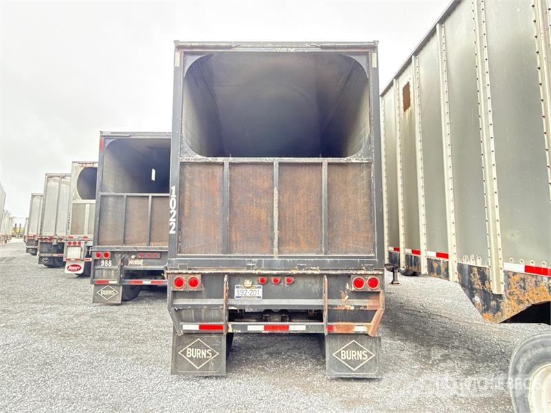  Innovative IWS-42 42 ft x 96 in T/A Chip Trailer Wood chip trailers