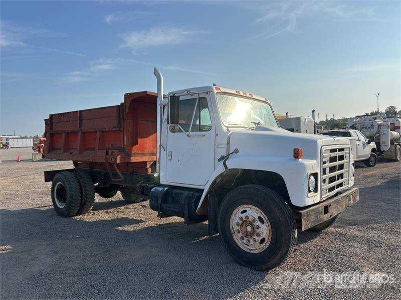 International 1854 4x2 S/A Dump Truck Tipper trucks