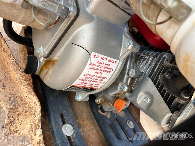International 1954 1600 gal 4x2 Water Truck Tovornjaki za vodo