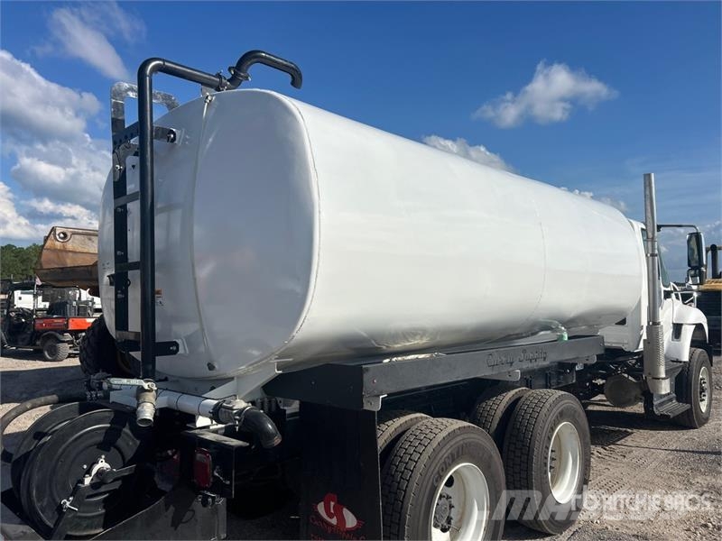 International 4000 gal 6x4 Water Truck Ūdens mašīnas