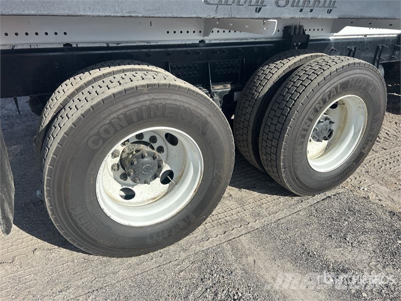 International 4000 gal 6x4 Water Truck Ūdens mašīnas
