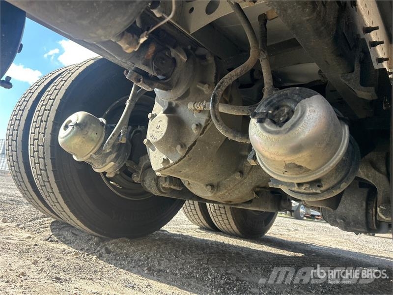 International 4000 gal 6x4 Water Truck Ūdens mašīnas