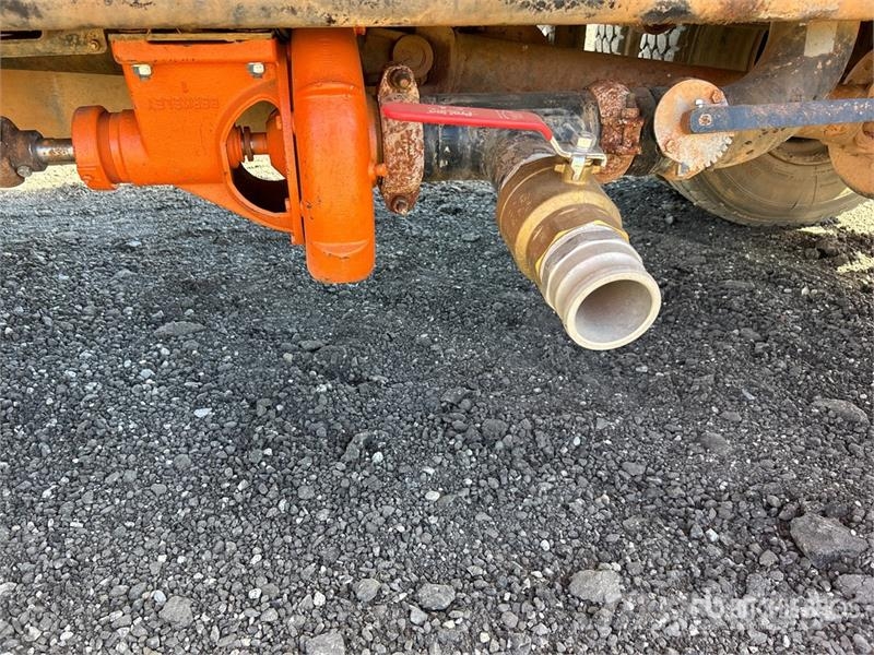 International 4300 Camion citerne à eau