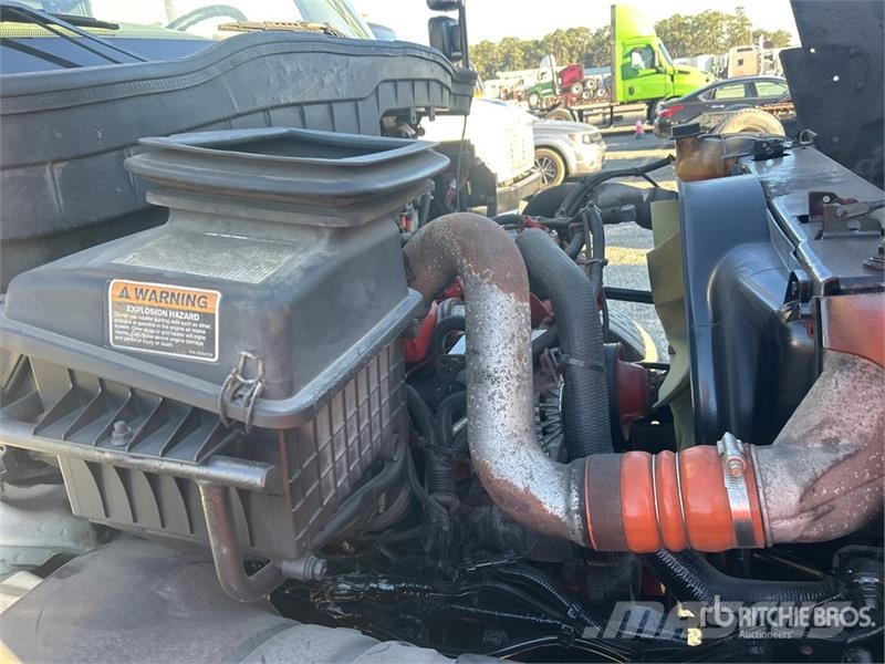 International 4300 Temperature controlled trucks