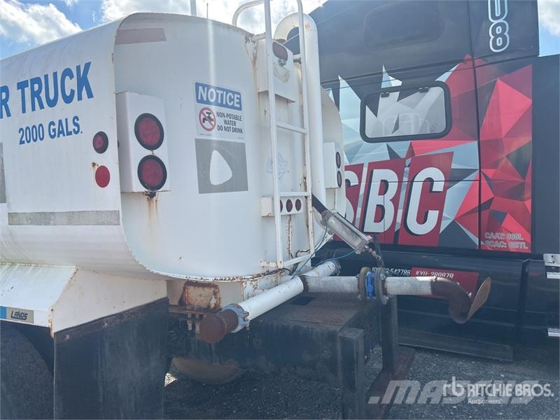 International 4300 Ūdens mašīnas