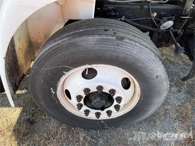 International 4300 Kabinen
