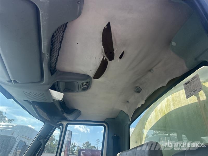 International 4300 Ūdens mašīnas