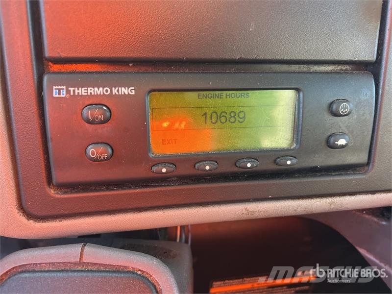 International 4300 Temperature controlled trucks