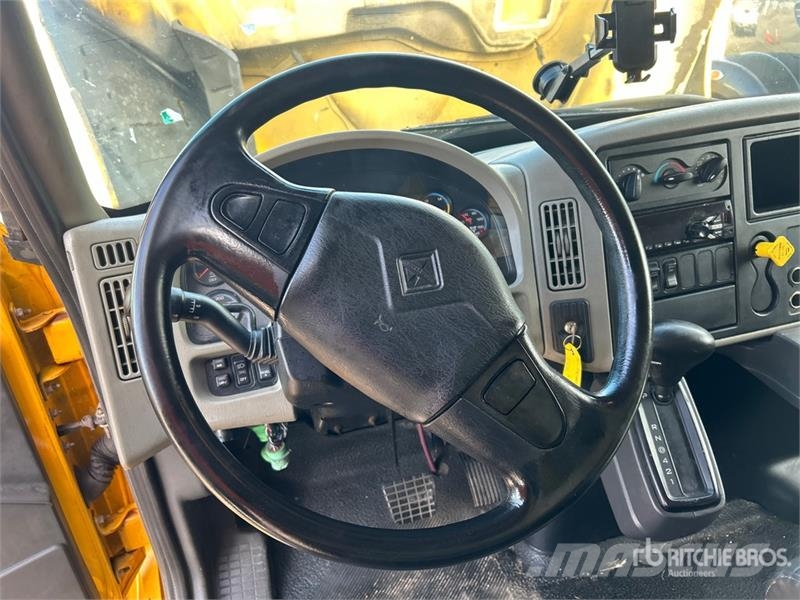 International 4300 Fast kasse