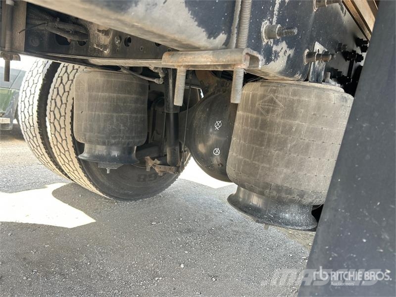International 4300 Box trucks