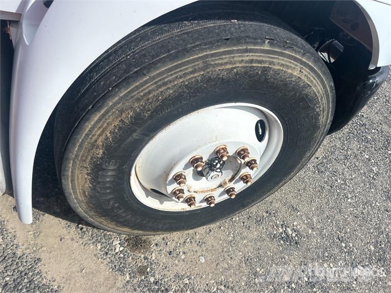 International 4300 Ūdens mašīnas