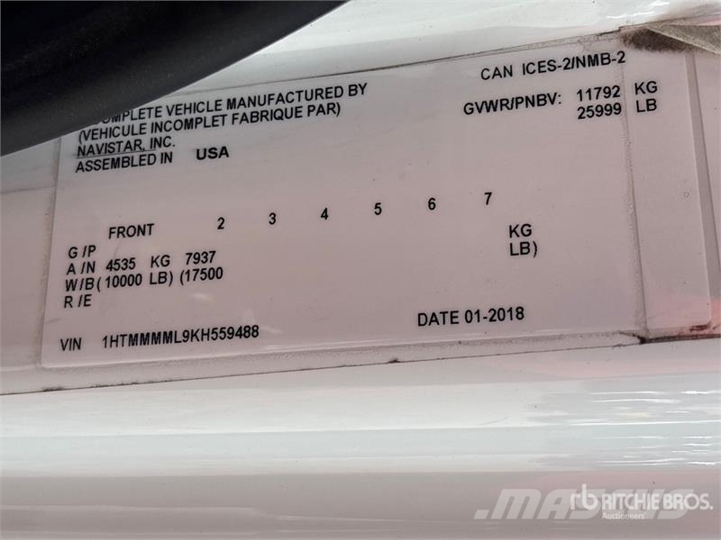 International 4300 Umpikorikuorma-autot