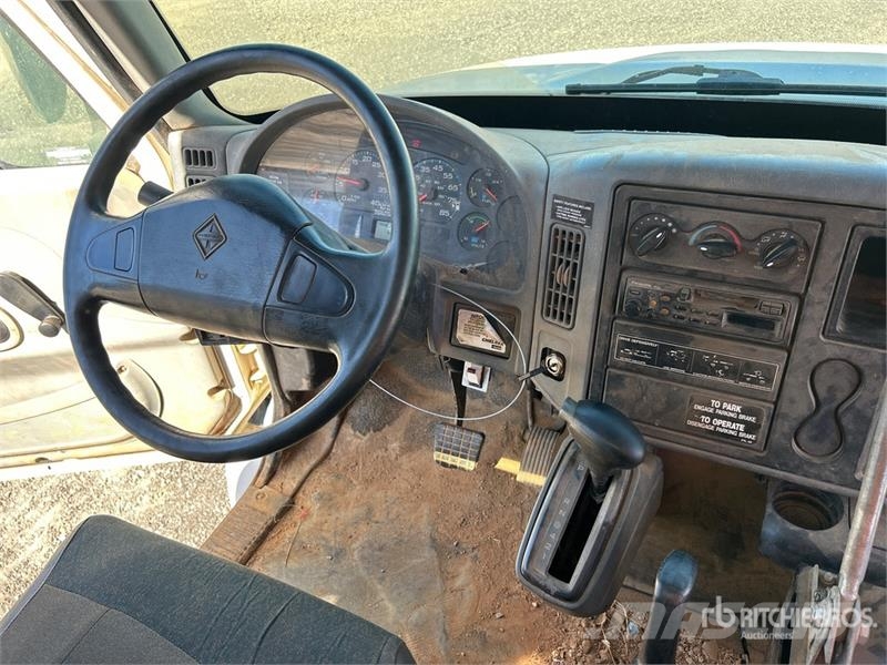 International 4300 Camion citerne à eau