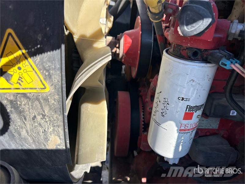 International 4300 Utilitaire benne