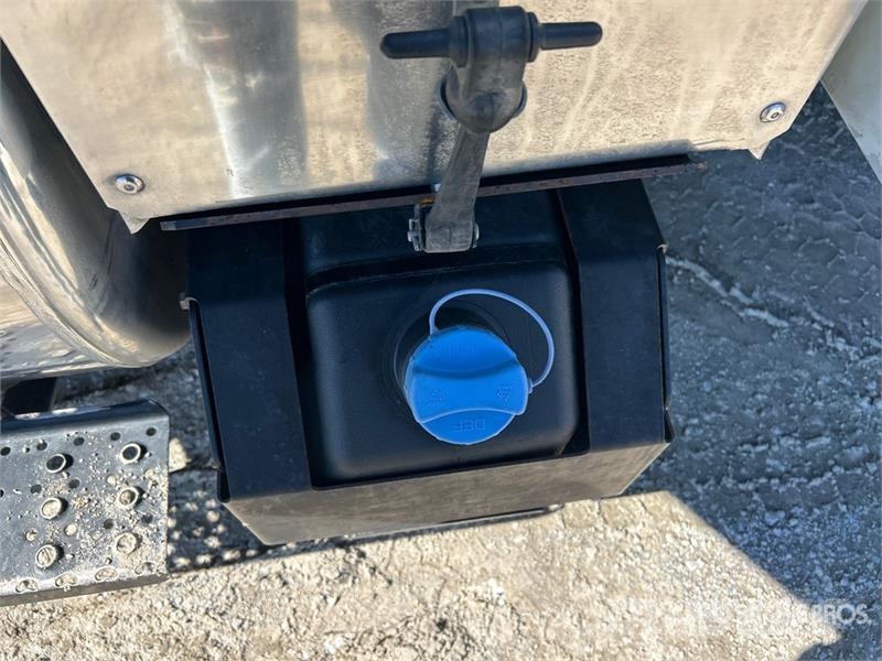 International 4300 Utilitaire benne
