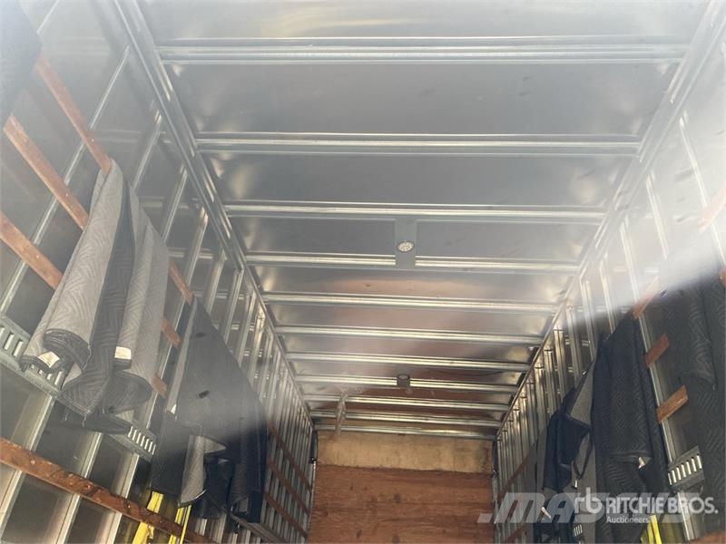 International 4300 Umpikorikuorma-autot