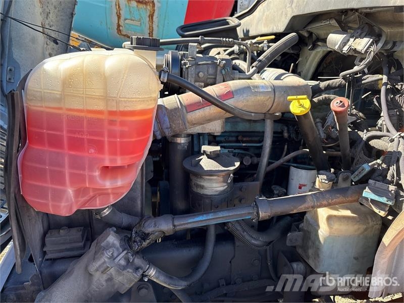 International 4300 Τράκτορες