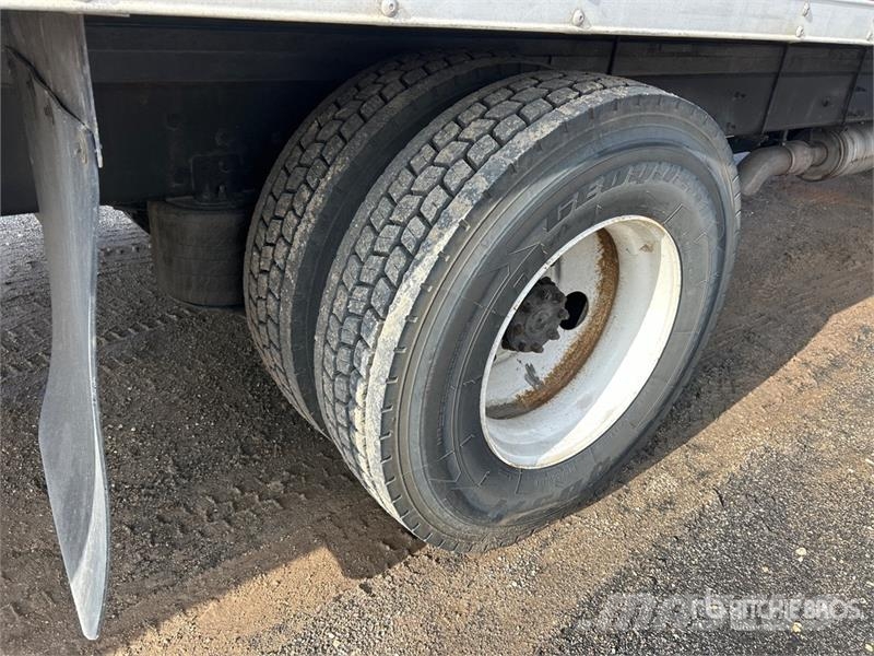 International 4300 Fast kasse