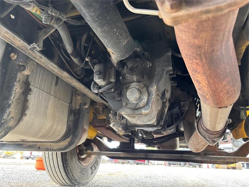 International 4300 Bakwagens met gesloten opbouw