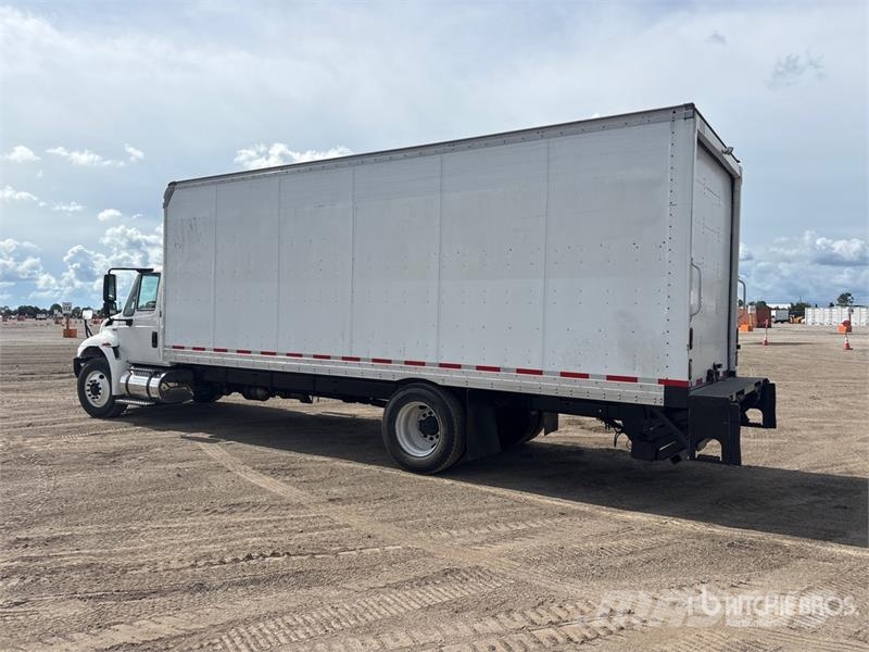 International 4300 Грузовики-Фургоны