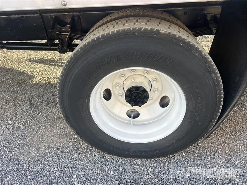 International 4300 Temperature controlled trucks