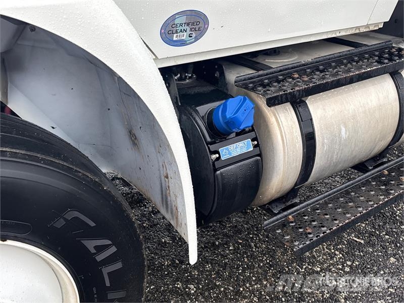 International 4300 Umpikorikuorma-autot