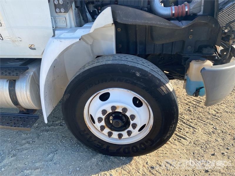 International 4300 Tovornjaki zabojniki