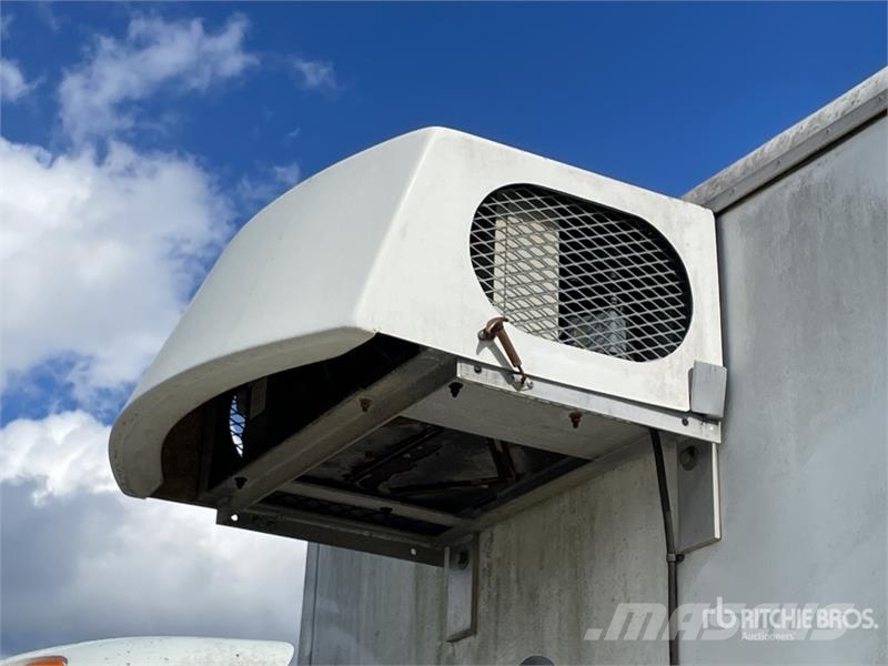 International 4300 Kravas automašīnas - refrižeratori