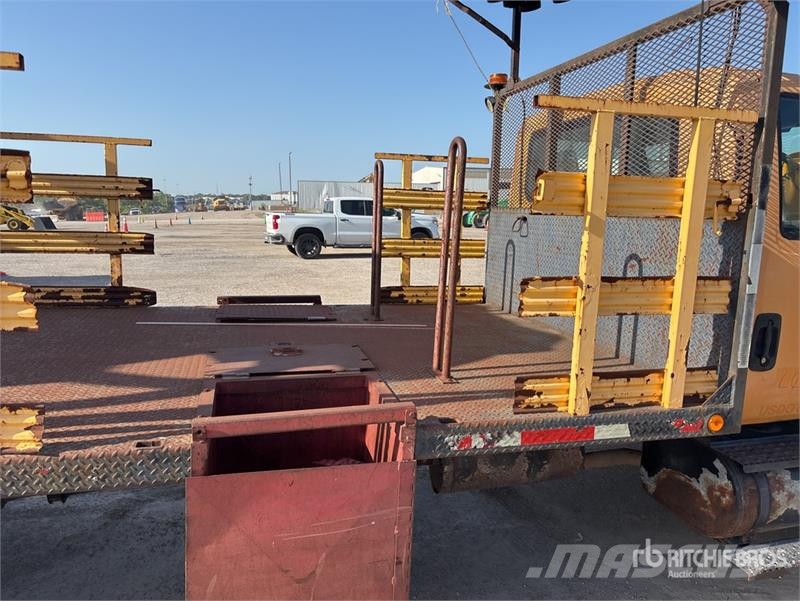 International 4300 Общински/универсални превозни средства