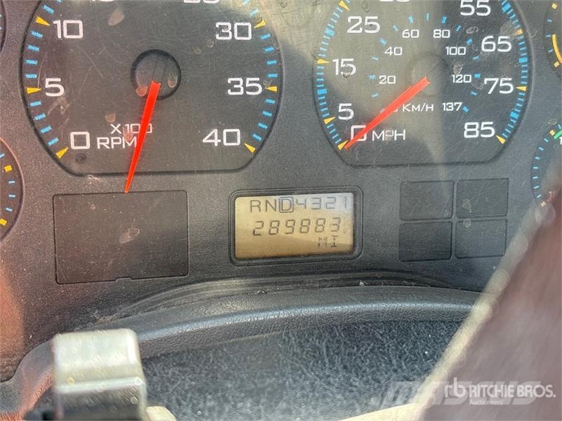 International 4300 Τράκτορες