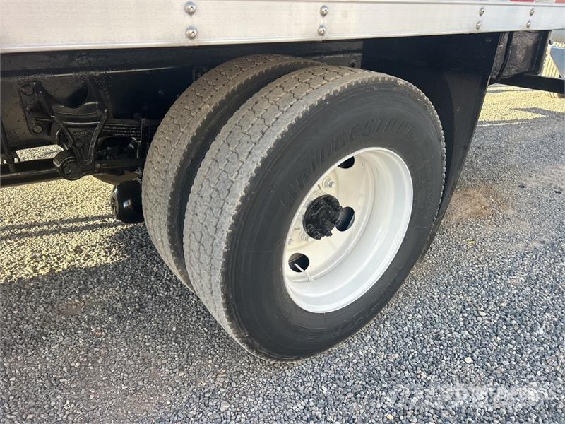 International 4300 Temperature controlled trucks