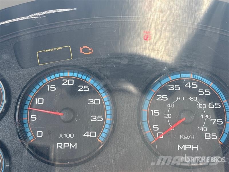 International 4300 Грузовики-Фургоны