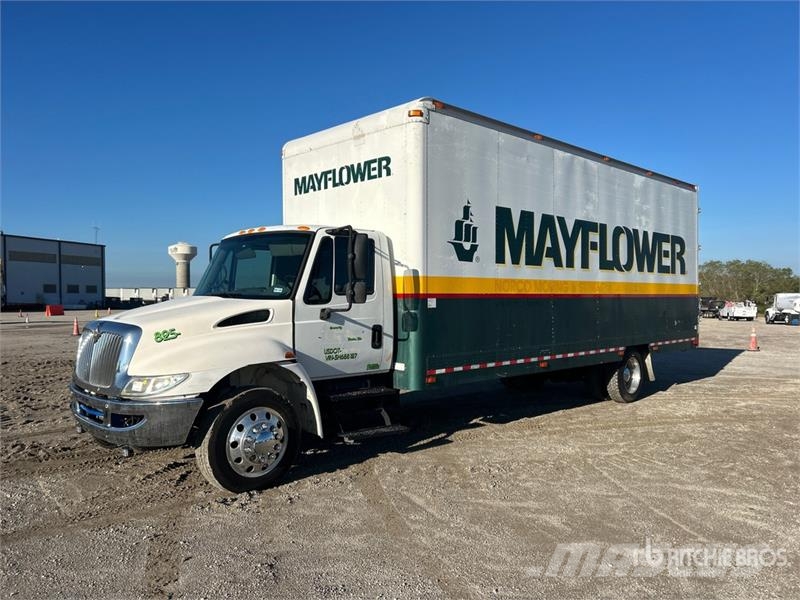 International 4300 ボックスボディー、ウイング、箱車
