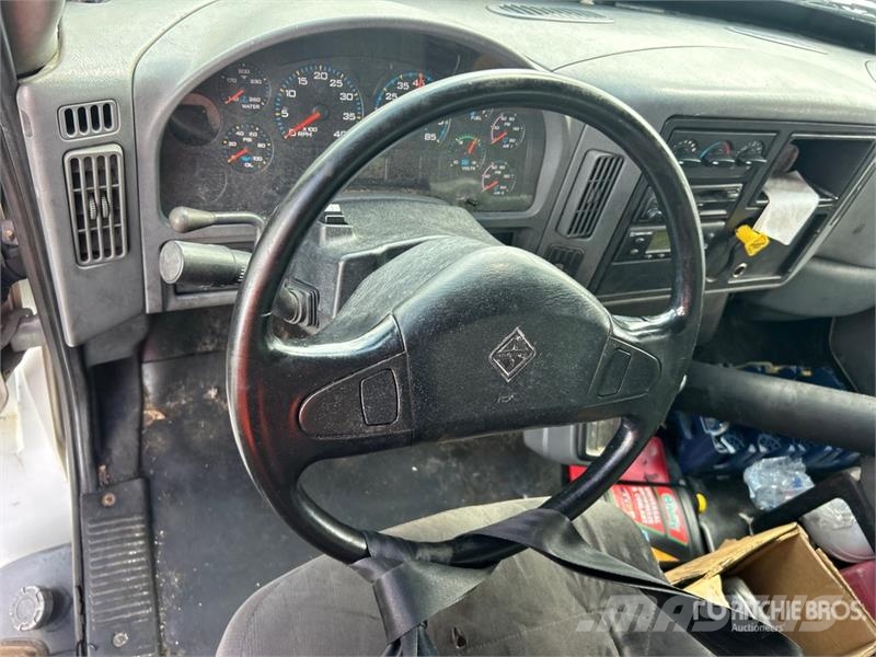 International 4300 Kühlkoffer
