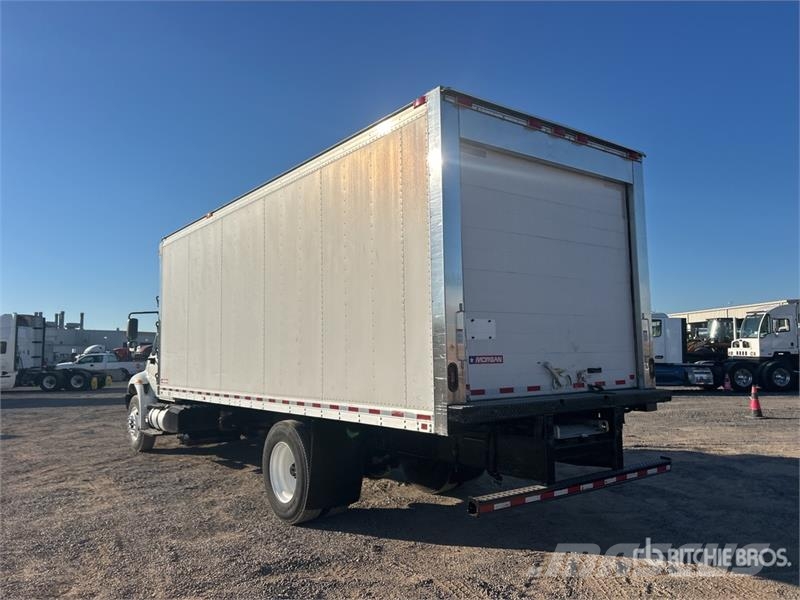 International 4300 Temperature controlled trucks