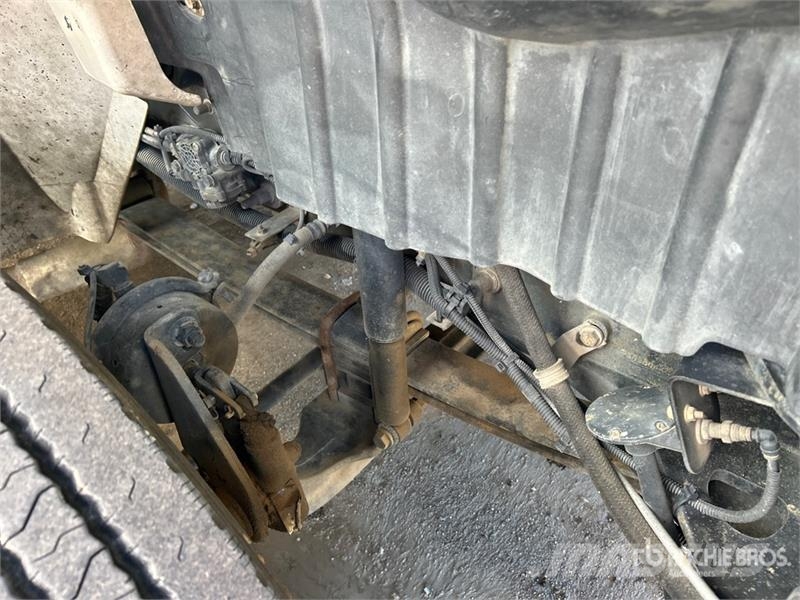 International 4300 Utilitaire benne