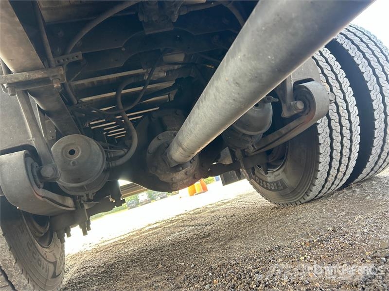 International 4300 Fast kasse